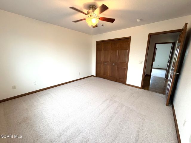7939 N Woodbridge Road, Monclova, OH 43542