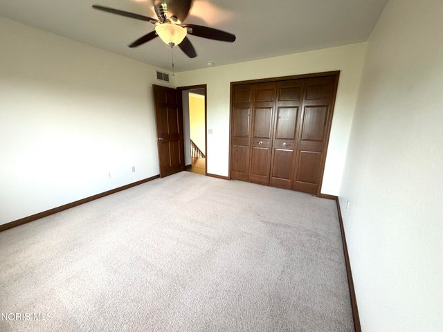 7939 N Woodbridge Road, Monclova, OH 43542