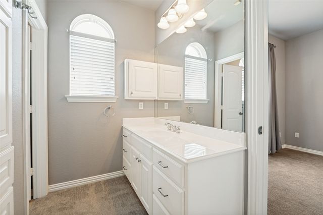 1533 Estates Way, Carrollton, TX 75006
