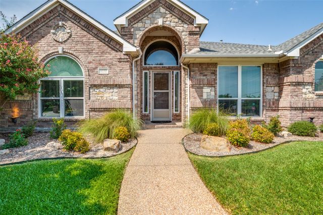 1533 Estates Way, Carrollton, TX 75006