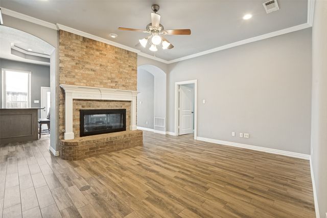 1533 Estates Way, Carrollton, TX 75006