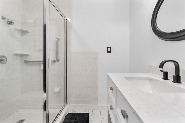 10490 NW 24th Street, Sunrise, FL 33322