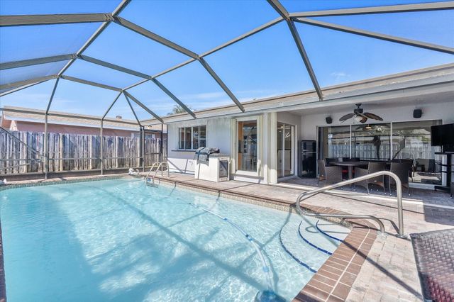 10490 NW 24th Street, Sunrise, FL 33322