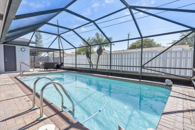 10490 NW 24th Street, Sunrise, FL 33322