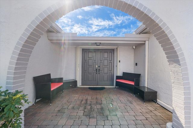 10490 NW 24th Street, Sunrise, FL 33322