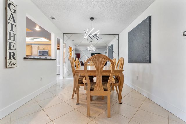 10490 NW 24th Street, Sunrise, FL 33322