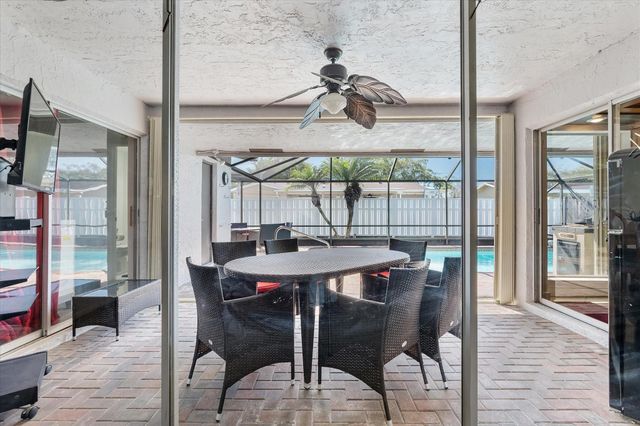 10490 NW 24th Street, Sunrise, FL 33322