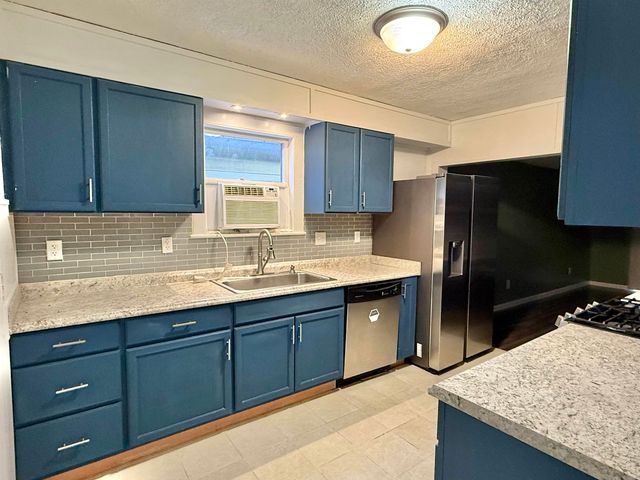 3007 Auburn Road, Huntington, WV 25704