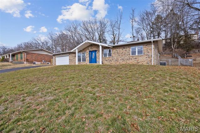1715 Woodwind Drive, Imperial, MO 63052