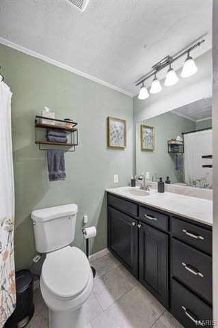 1715 Woodwind Drive, Imperial, MO 63052