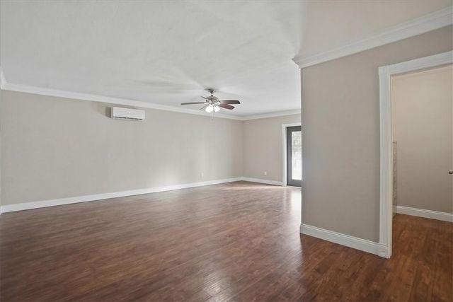 6826 Sahara Dr, Corpus Christi, TX 78412