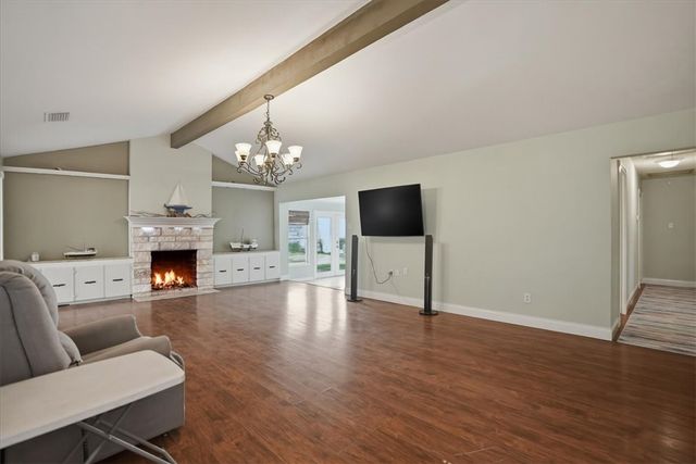 6826 Sahara Dr, Corpus Christi, TX 78412