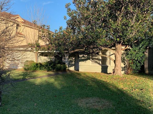 106 Mctighe Drive, Bellaire, TX 77401