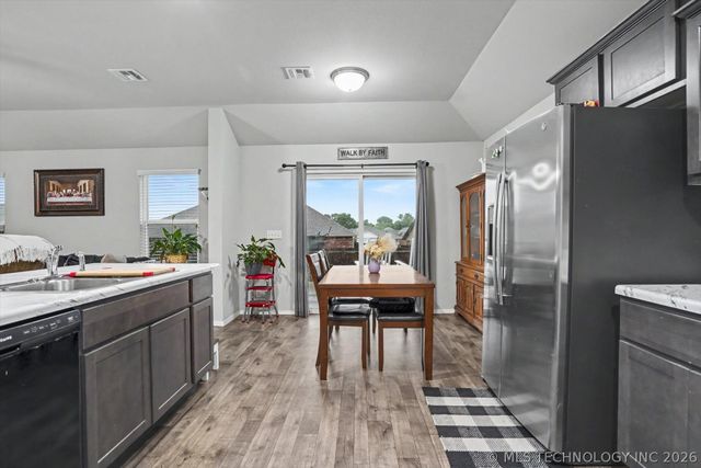 1100 W Missouri Avenue, Claremore, OK 74019