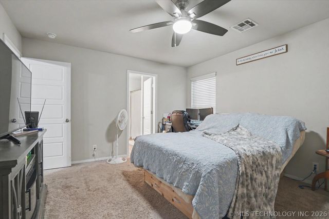 1100 W Missouri Avenue, Claremore, OK 74019