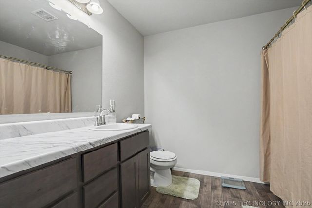 1100 W Missouri Avenue, Claremore, OK 74019