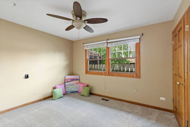 104 Millis Lane, Schaumburg, IL 60193