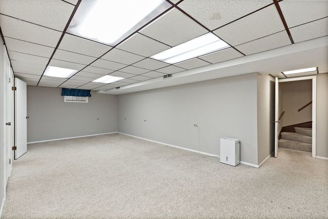 104 Millis Lane, Schaumburg, IL 60193