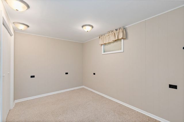 104 Millis Lane, Schaumburg, IL 60193