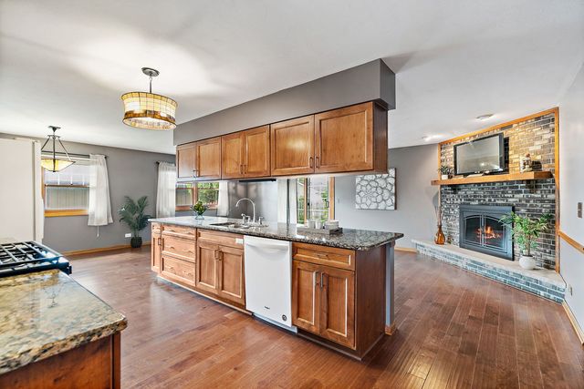 104 Millis Lane, Schaumburg, IL 60193