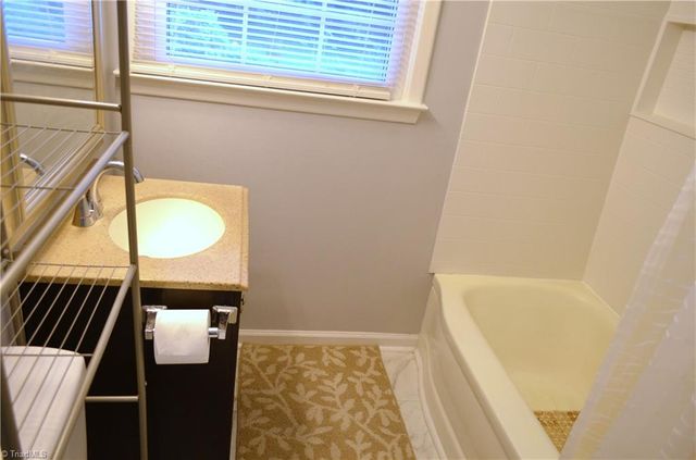 1610 Wolfe Road, Greensboro, NC 27405