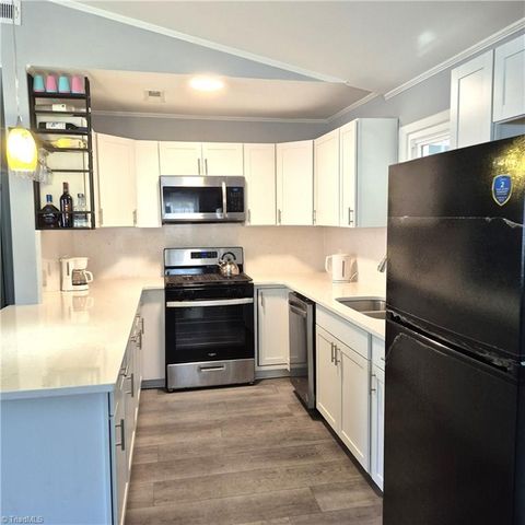 1610 Wolfe Road, Greensboro, NC 27405