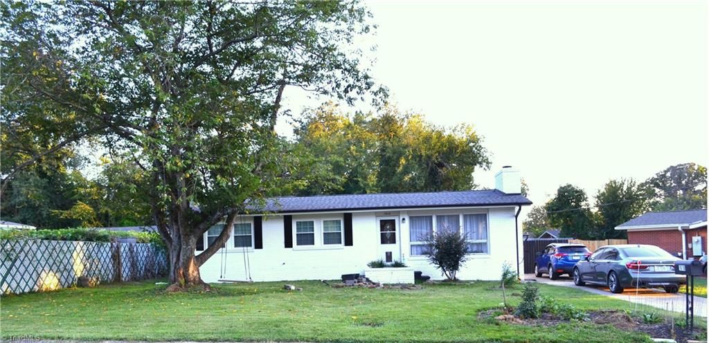 1610 Wolfe Road, Greensboro, NC 27405