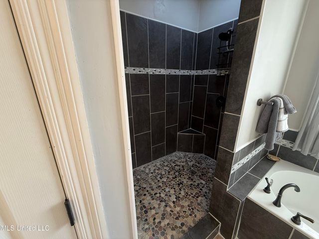 1101 Susan Cove, Brandon, MS 39042