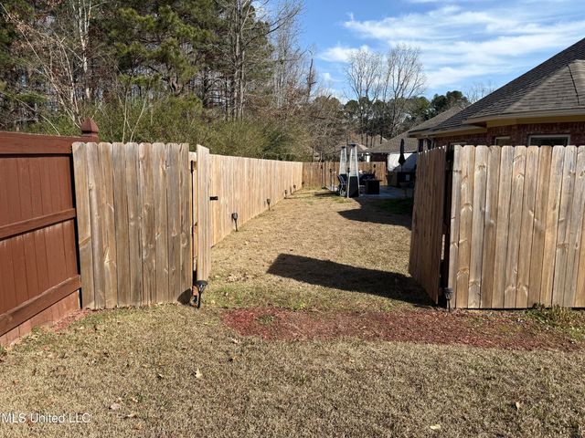 1101 Susan Cove, Brandon, MS 39042