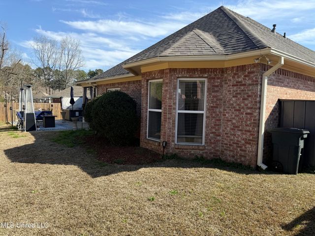 1101 Susan Cove, Brandon, MS 39042