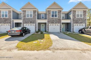 361 S Stingray Lane, Sneads Ferry, NC 28460