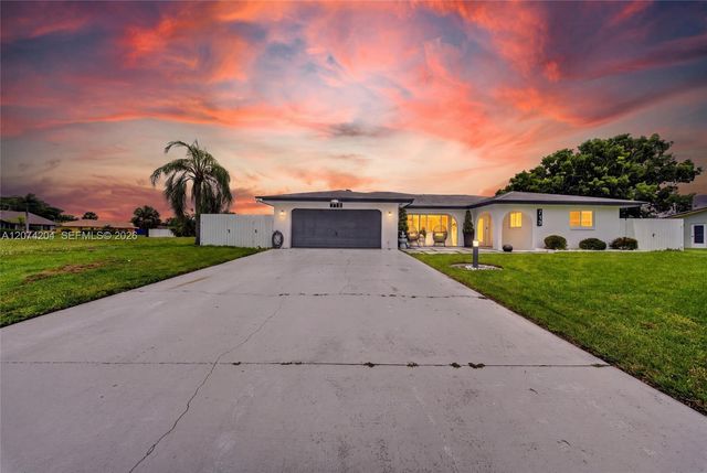 713 Se, Cape Coral, FL 33904