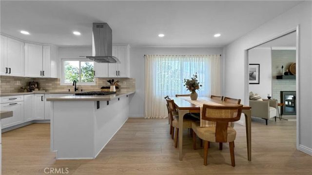 969 Adelante, Los Angeles, CA 90042