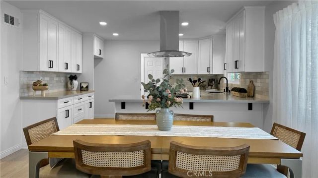 969 Adelante, Los Angeles, CA 90042