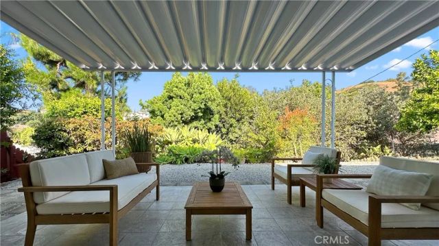 969 Adelante, Los Angeles, CA 90042