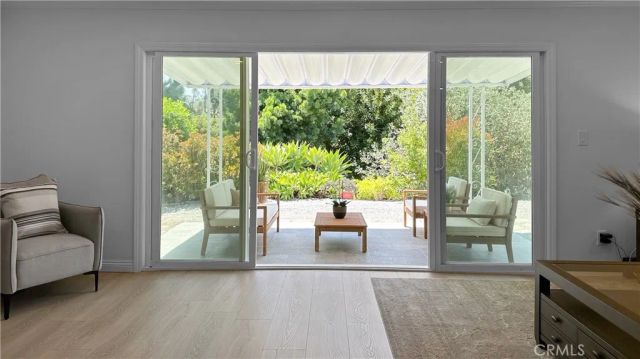 969 Adelante, Los Angeles, CA 90042