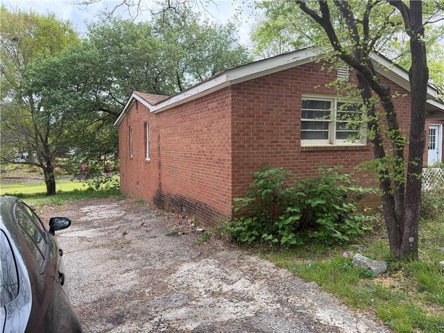 7076 Hammond Way, Lithonia, GA 30058