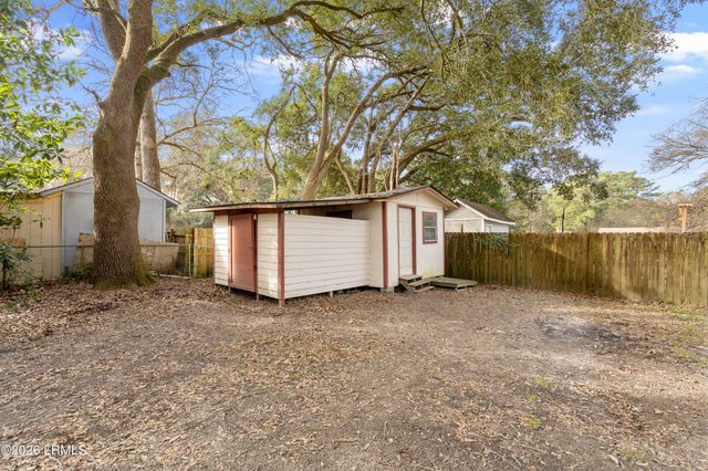 5618 Frederick Drive, Beaufort, SC 29906