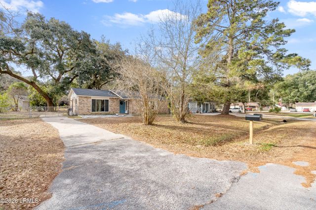 5618 Frederick Drive, Beaufort, SC 29906