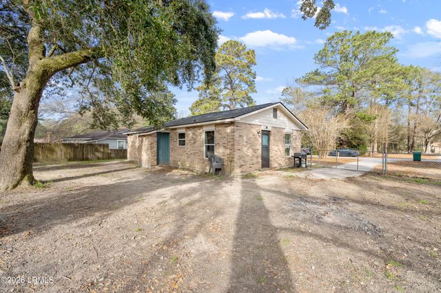 5618 Frederick Drive, Beaufort, SC 29906