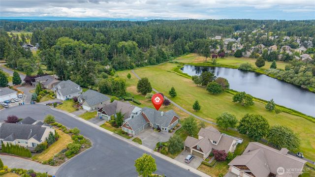 1767 SW Waterside Court, Oak Harbor, WA 98277