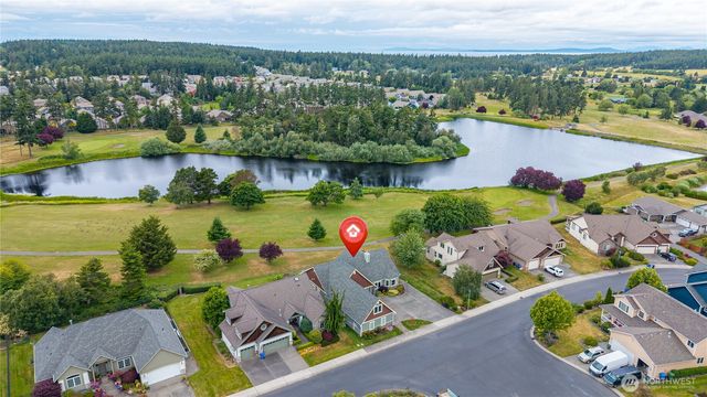 1767 SW Waterside Court, Oak Harbor, WA 98277