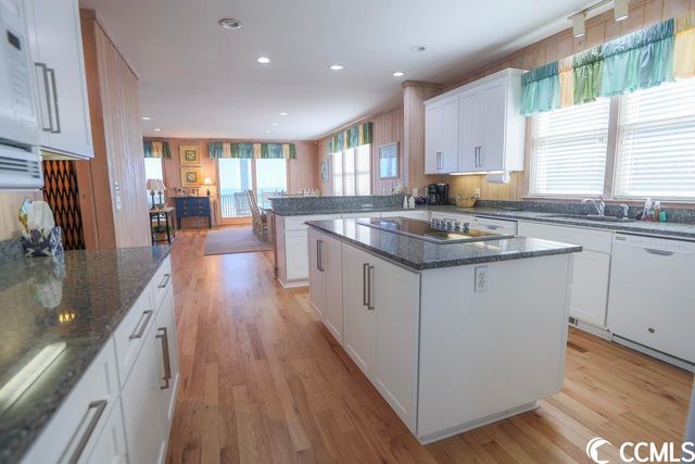 230 Sea Oats Circle, Pawleys Island, SC 29585