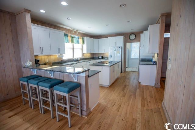 230 Sea Oats Circle, Pawleys Island, SC 29585
