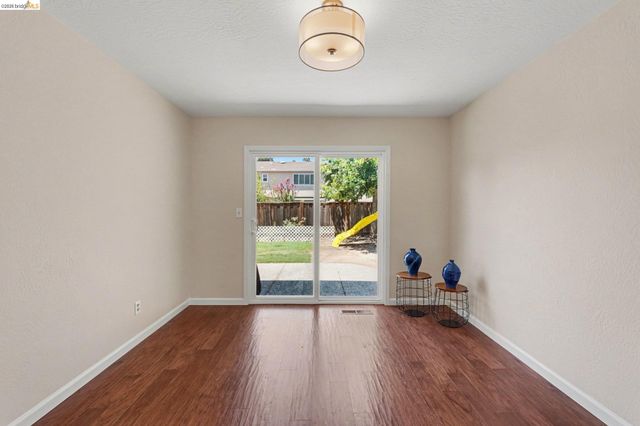 332 Chardonnay Cir, Clayton, CA 94517