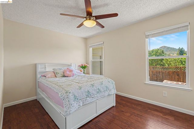 332 Chardonnay Cir, Clayton, CA 94517