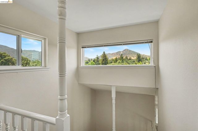 332 Chardonnay Cir, Clayton, CA 94517