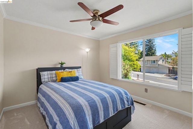 332 Chardonnay Cir, Clayton, CA 94517