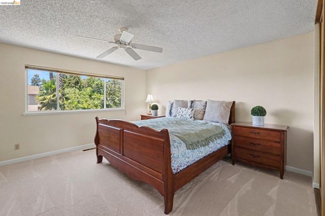 332 Chardonnay Cir, Clayton, CA 94517
