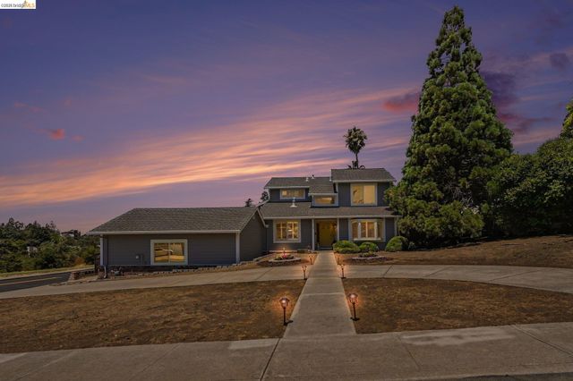 332 Chardonnay Cir, Clayton, CA 94517